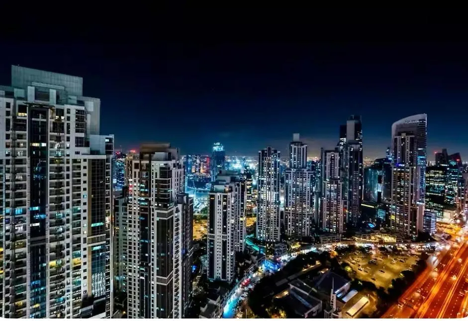 Paramount Downtown Burj Khalifa View With 64Th Floor Infinity Pool 두바이