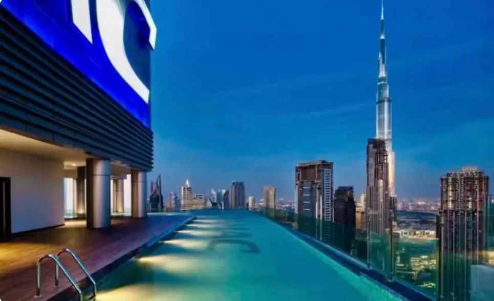 Paramount Downtown Burj Khalifa View With 64Th Floor Infinity Pool 두바이 0*,